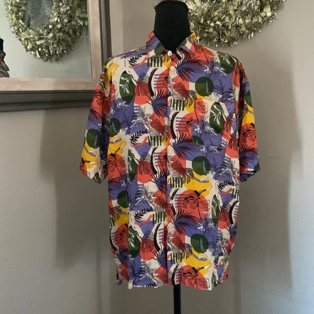 Worn Once! Massive M button down short sleeve shirt